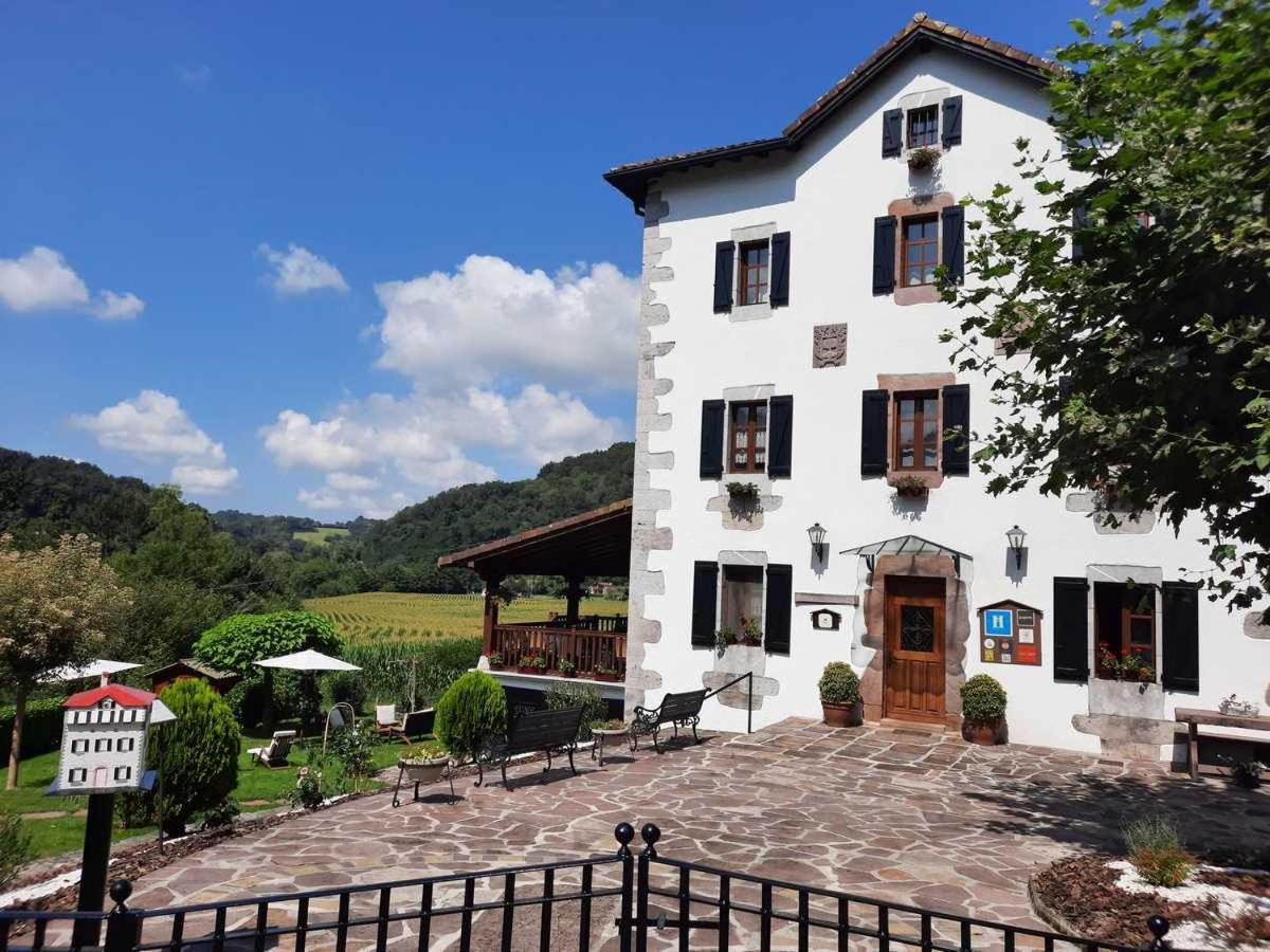Hotel Rural Irigoienea Urdax Екстериор снимка