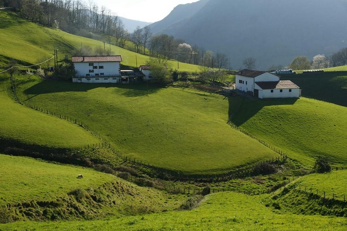 Hotel Rural Irigoienea Urdax Екстериор снимка